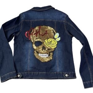 Chaqueta vaquera con calavera de lentejuelas